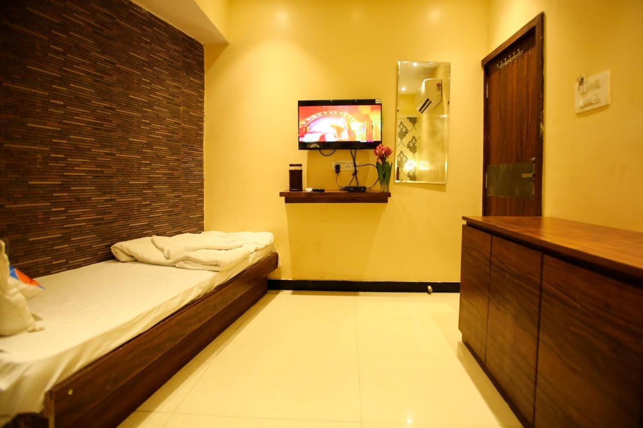 Garden Creek Residency - Near To Mumbai International Airport Hotel Kültér fotó
